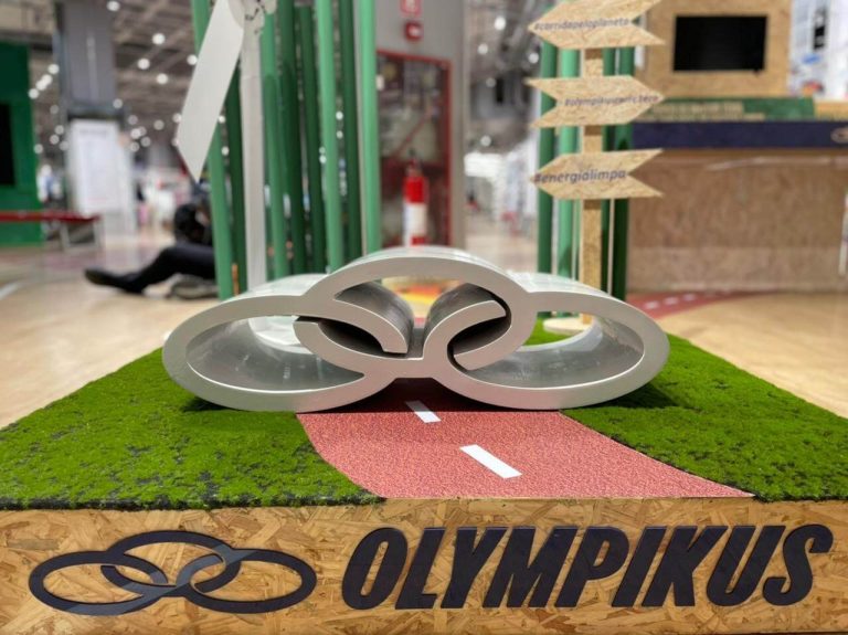 Cenografia para Olympikus: ativação em PDV